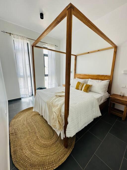 Apartment Island Style 2-bedroom With Pool 